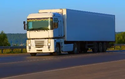 İzmir ile Hendek Arası Öğrenci Eşyası Taşıma